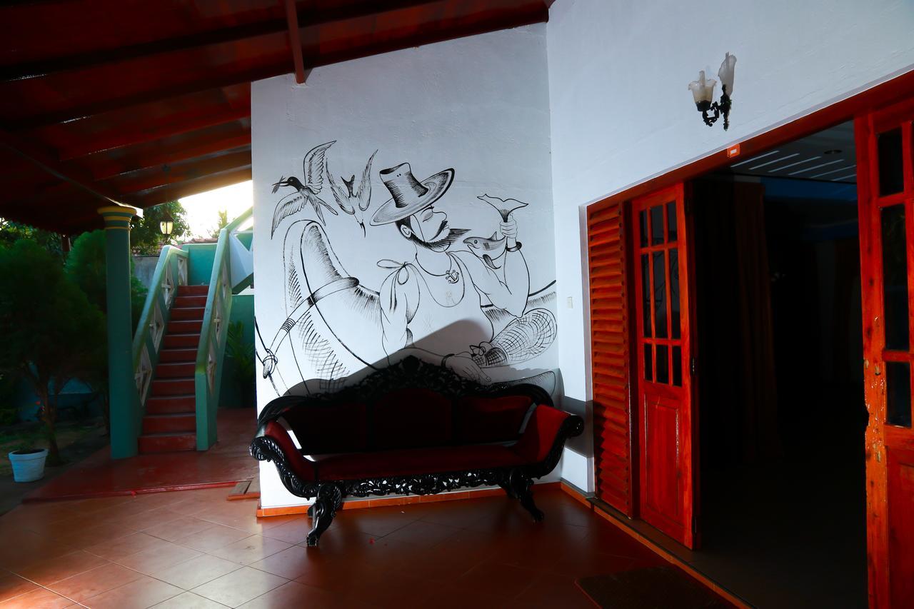 Anila Beach Inn Tangalle Exterior photo